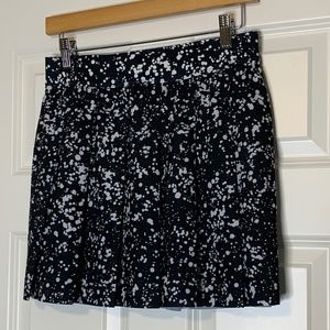 Fabletics Black and White Tenis Skirt Size Medium